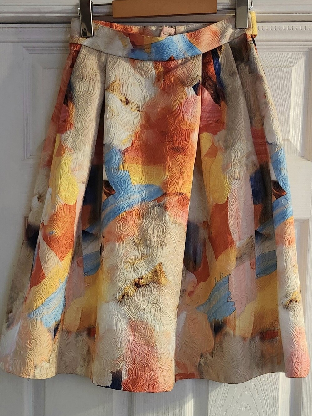 Vibrant Watercolor Motif Textured A-Line Skirt in Multicolor